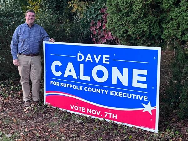 Dave Calone sign